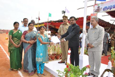 Image of Distribution of Cash Awards to the Students